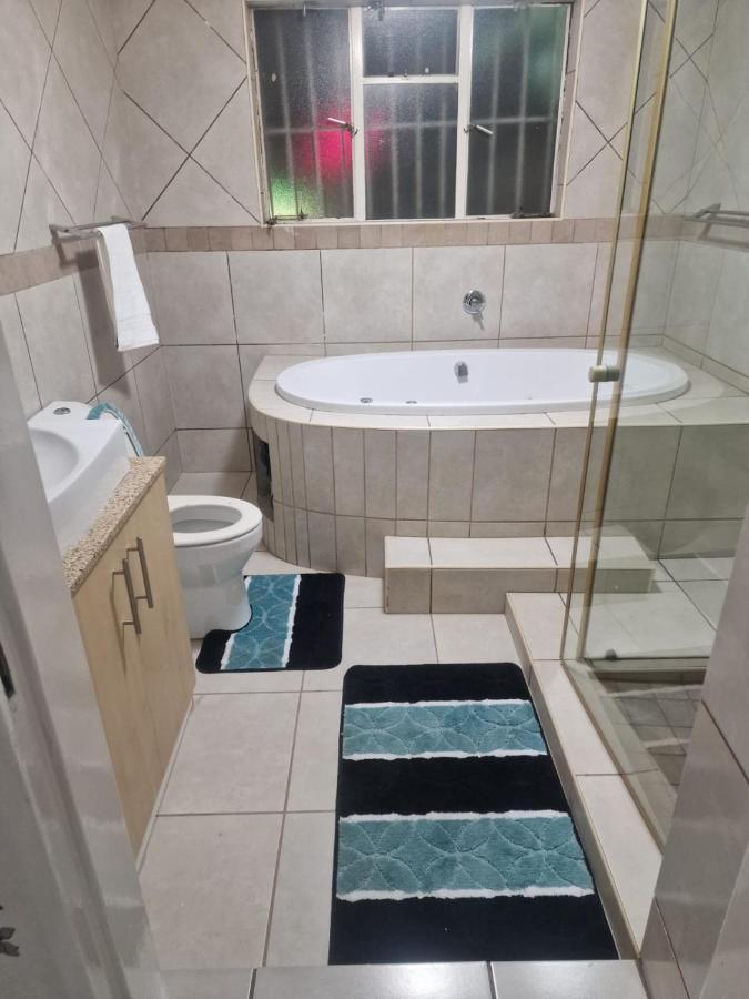 Pinto City Motel Kempton Park Eksteriør bilde