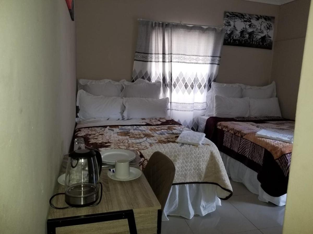 Pinto City Motel Kempton Park Eksteriør bilde